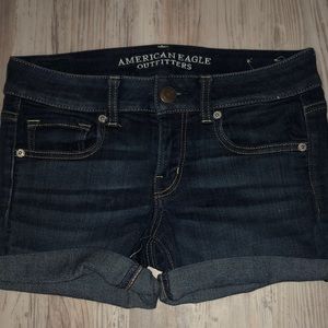 size 4 dark wash american eagle denim shorts